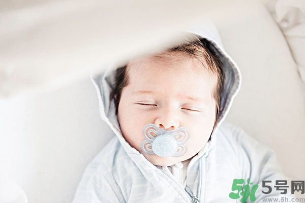 加濕器不適合什么人用？使用加濕器要注意些什么？