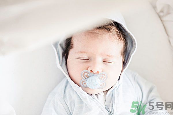 試管嬰兒健康嗎？試管嬰兒對(duì)孕婦會(huì)有什么危害？