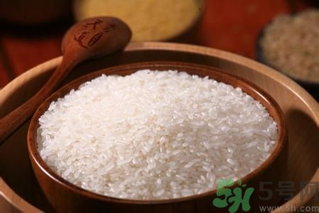 淘米水的藥用價值有哪些?一起來看看淘米水的妙用 淘米水的藥用價值有哪些?一起來看看淘米水的妙用