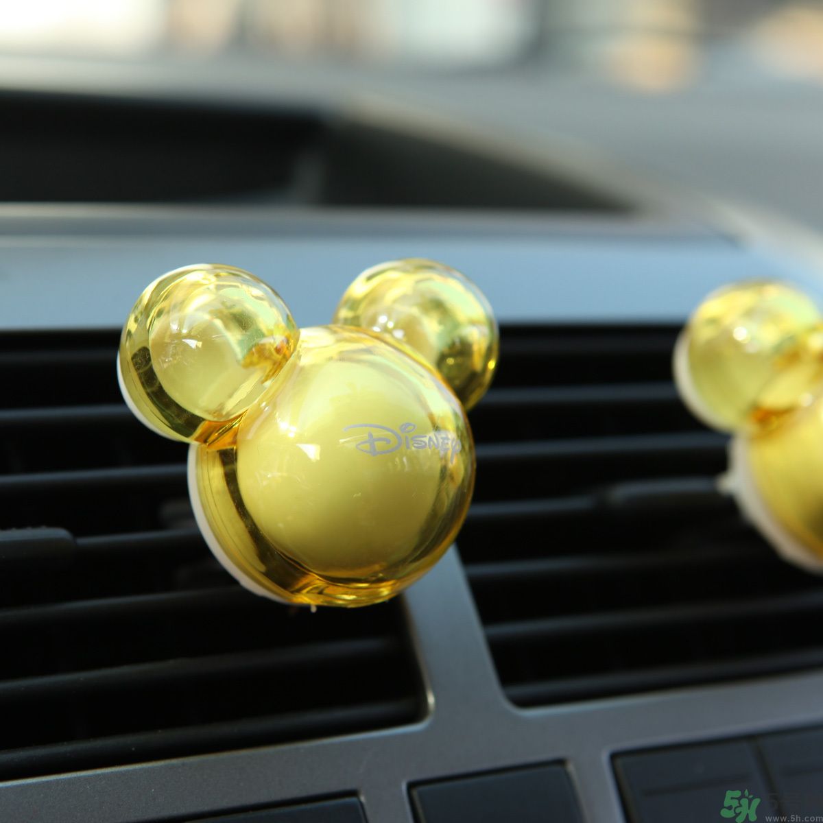 夏季可以使用車載香水嗎？車載香水有危險嗎？