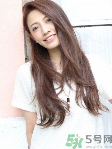 頭發(fā)怎樣長得更快更健康？加速頭發(fā)生長的方法有哪些？