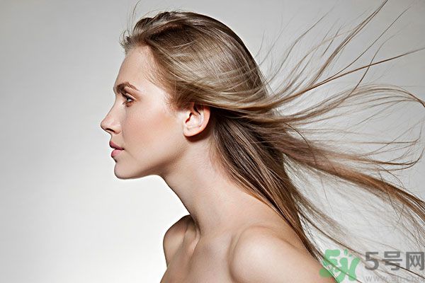 頭發(fā)怎樣長得更快更健康？加速頭發(fā)生長的方法有哪些？
