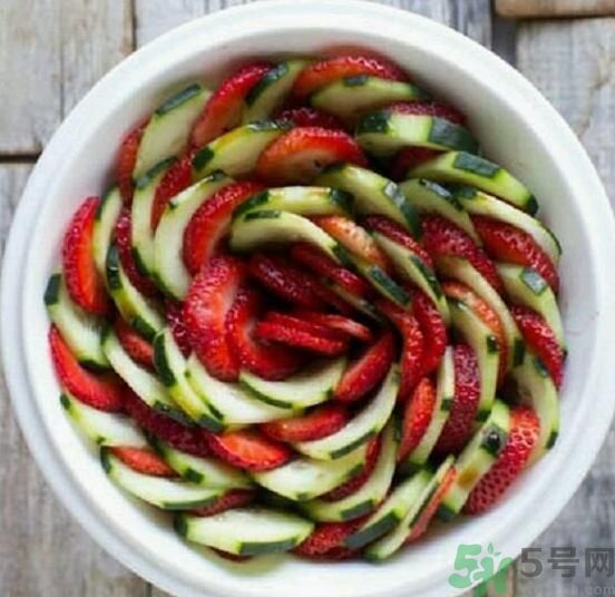 減肥蔬菜沙拉怎么做？減肥蔬菜沙拉的做法有哪些？