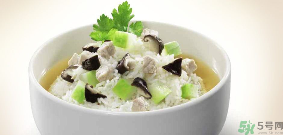 吃湯泡飯傷胃嗎？湯泡飯有什么危害？