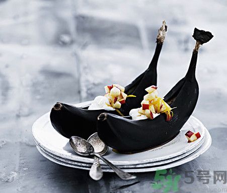 香蕉皮有黑點(diǎn)還能吃嗎？香蕉怎么保存不變黑？