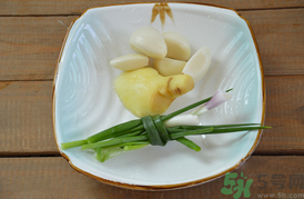 煲湯用什么鍋好？燉雞湯用什么鍋好呢？