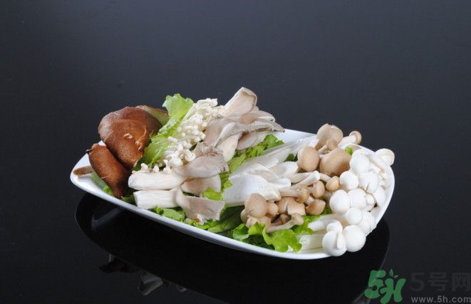 蘑菇能生吃嗎？蘑菇生吃會中毒嗎？