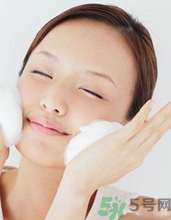 詩莉薇松茸.瑾皙亮妍潔面乳怎么樣？詩莉薇 松茸.瑾皙亮妍潔面乳好用嗎？