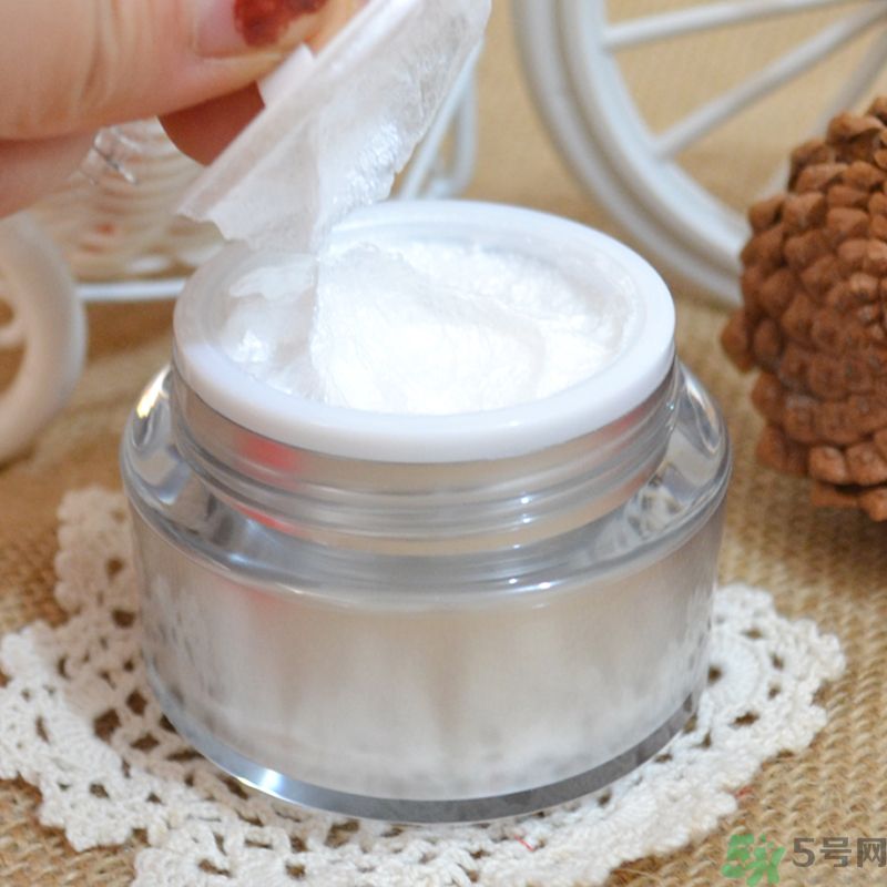 詩莉薇石斛.水漾肌活潔面膏適合什么膚質(zhì)？詩莉薇石斛.水漾肌活潔面膏好用嗎？