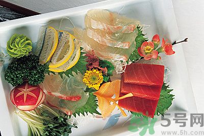 生魚片的做法是什么？如何自制生魚片？