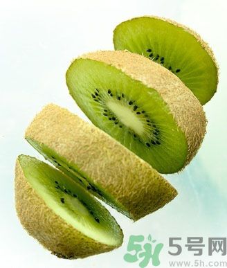 牙齦出血吃獼猴桃有用嗎？吃獼猴桃能治牙齦出血嗎？