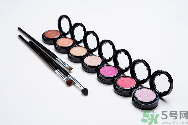 化妝刷如何使用效果好？化妝刷該怎么保養(yǎng)？