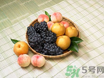 桃子和梨子能一起吃嗎？桃子和梨子一起吃好嗎？