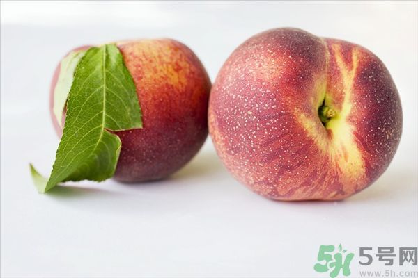 桃子和梨子能一起吃嗎？桃子和梨子一起吃好嗎？