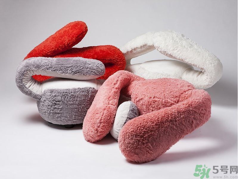 一個(gè)人適合什么樣的沙發(fā)？選購(gòu)沙發(fā)要注意什么？