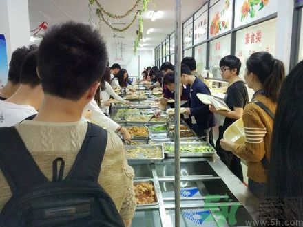 高校10元自助餐有什么？高校10元自助餐怎么樣？