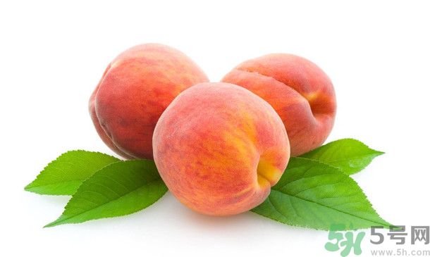 桃子上有紅點(diǎn)能吃嗎？桃子上有黑點(diǎn)可以吃嗎？