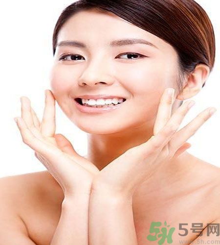 皮膚出油怎么辦？皮膚出油用什么面膜？