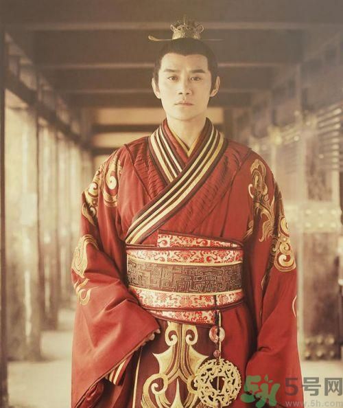 男人們一直想問(wèn)女人的16個(gè)問(wèn)題 男人們一直想問(wèn)女人的問(wèn)題是什么？