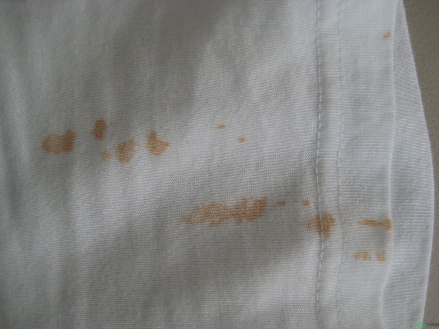 山竹汁弄臟衣服怎么辦？山竹汁怎么洗？