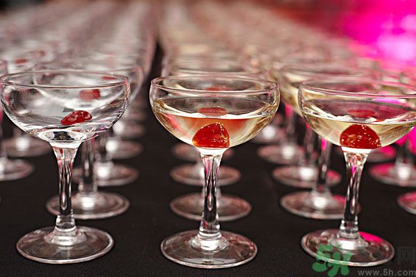 櫻桃能煮熟吃嗎？櫻桃煮了可以吃嗎？