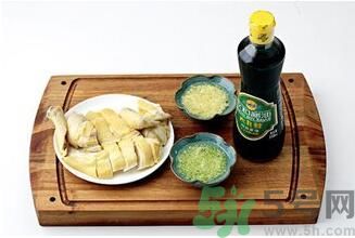 白切雞怎么入味？白切雞怎么做好吃？