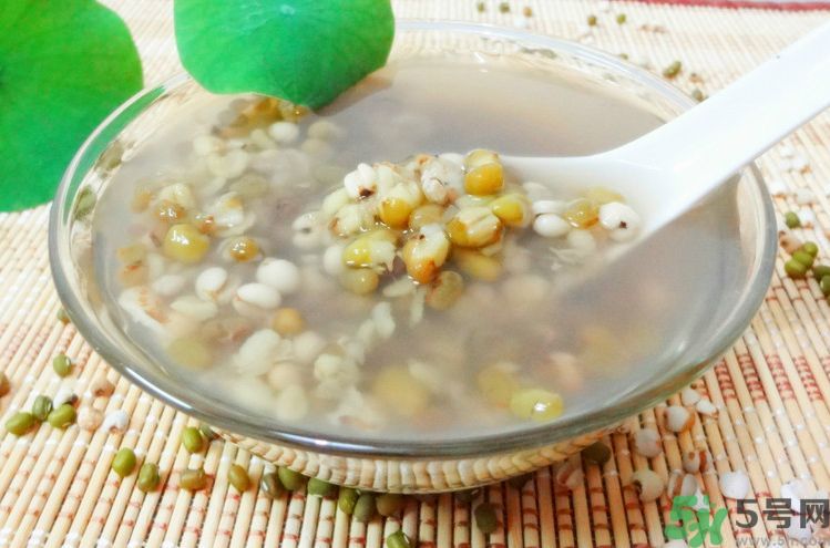 薏米可以和綠豆一起煮嗎？薏米可以和綠豆一起吃嗎？