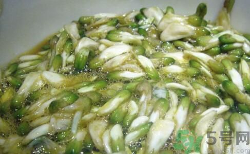 槐花怎么做好吃？槐花的做法有哪些？