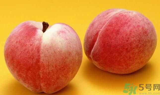 桃子吃多了容易便秘嗎？桃子吃多了會(huì)肚子疼嗎？