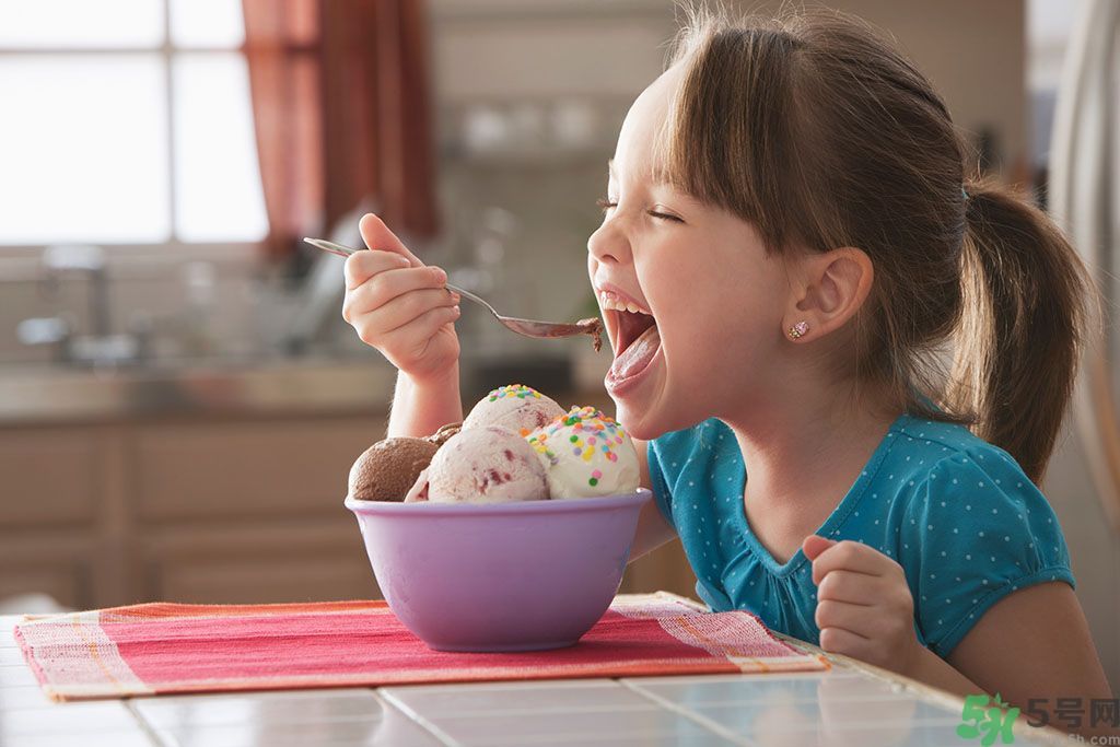 吃冰淇淋拉肚子是怎么回事？吃冰淇淋后拉肚子怎么辦？