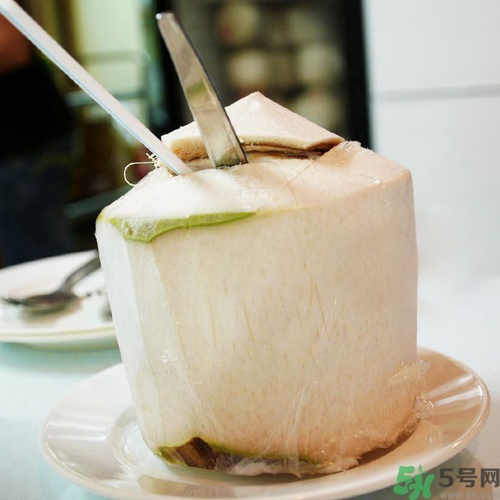 椰子可以放冰箱嗎？椰子放冰箱容易壞嗎？