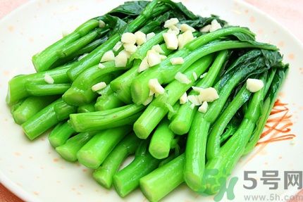 炒青菜為什么發(fā)黑？炒青菜發(fā)黑怎么辦？