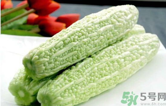 苦瓜的皮可以吃嗎？苦瓜要不要削皮？