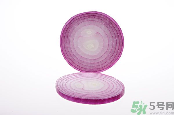 吃洋蔥上火嗎？吃洋蔥會上火嗎？