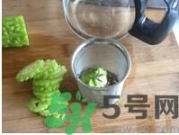 苦瓜泡水喝有什么好處？苦瓜泡水喝好嗎？