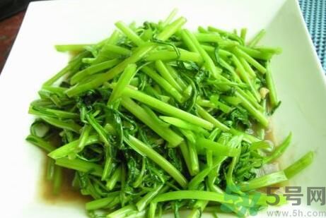 炒空心菜發(fā)黑怎么辦？空心菜怎么炒不發(fā)黑？