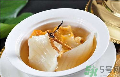 花膠煮后是否一定變成凍膠？花膠煮出來是什么顏色？