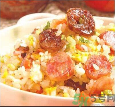 寶寶吃西紅柿炒米飯好嗎?寶寶能吃番茄蛋炒飯嗎？