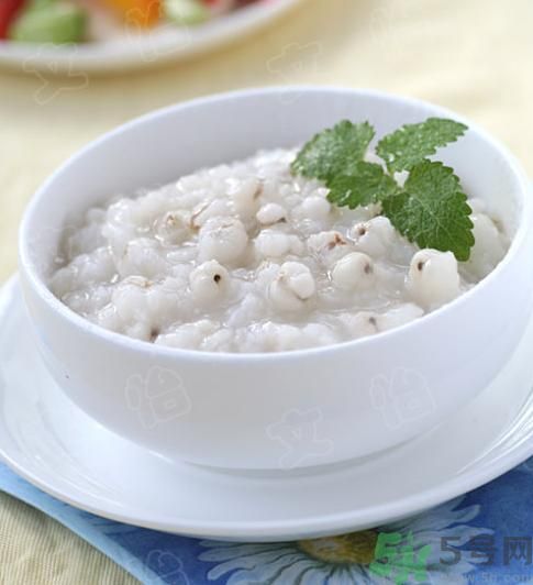 吃薏米粥可以養(yǎng)脾胃嗎？薏米粥有什么功效？