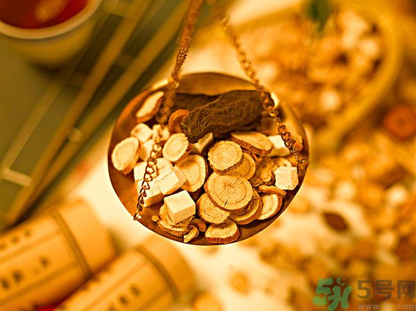 茯苓和苦丁茶能一起泡嗎？茯苓可以和苦丁茶一起喝嗎？