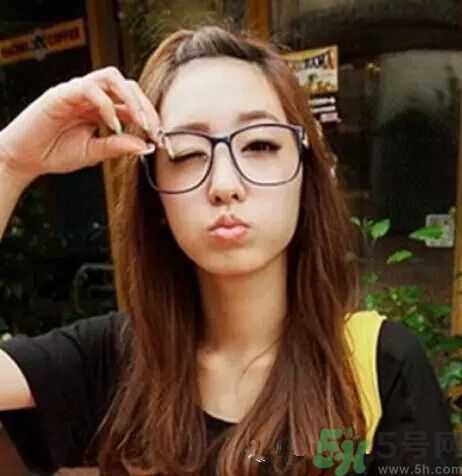 直發(fā)無劉海怎么扎好看?怎么扎可愛發(fā)型 直發(fā)無劉海怎么扎好看?怎么扎可愛發(fā)型