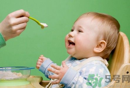 寶寶可以吃茭白嗎？寶寶多大可以吃茭白？