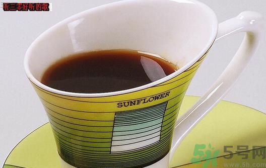 炒菜用白醋還是米醋好？白醋可以用來(lái)炒菜嗎？