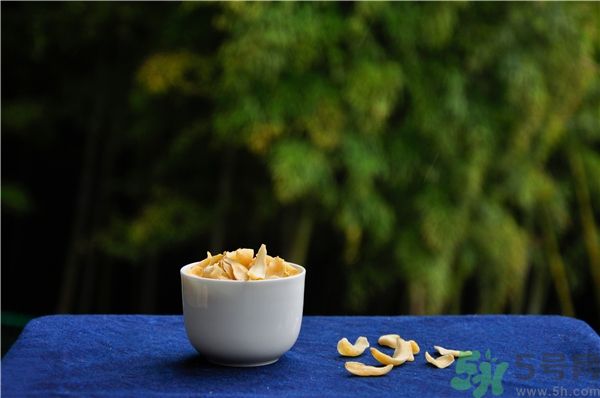 硫磺熏過的百合能吃嗎？如何辨別硫磺熏過的百合？