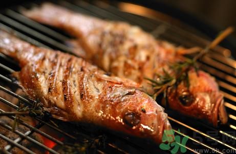 油燜干魚怎么做的？干魚怎么炒好吃？