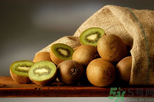 獼猴桃的功效是什么？獼猴桃有什么功效？