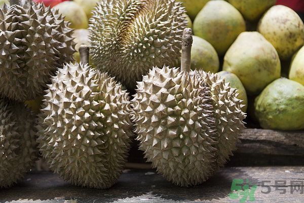 榴蓮和荸薺能一起吃嗎？吃過(guò)榴蓮后可以吃荸薺嗎？