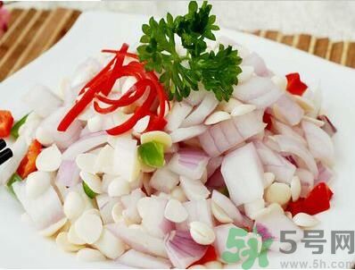 洋蔥可以生吃嗎？洋蔥生吃有什么好處？