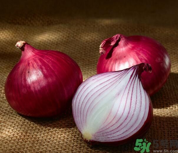 發(fā)燒可以吃洋蔥嗎？發(fā)燒能吃洋蔥嗎？