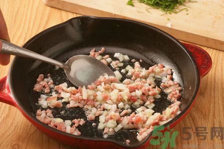 洋蔥怎么做寶寶愛吃？怎樣做洋蔥讓寶寶愛吃？